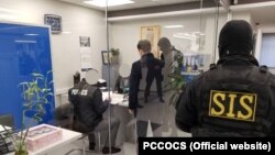 Acum autoritățile de la Chișinău organizează audieri publice privind pachetul de legi, promițând că vor respecta toate recomandările Comisiei de la Veneția.