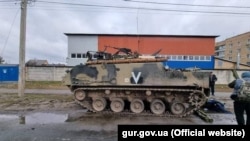 За даними омбудсменки, російські військові викрадали цивільних, відступаючи з Київської області