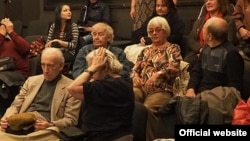 Lucian Giurchescu și Sanda Toma la proiecția documentarului Remix Comedy.