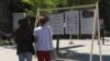 Komuniteti LGBTI raporton kërcënime përmes ekspozitës