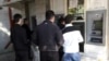 Студенты снова не могут обналичить деньги с туркменских банковских карт