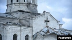 Շուշիի Ղազանչեցոց մայր տաճարը հրթիռակոծությունից հետո
