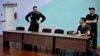 الکسی ناوالنی هنگام شنیدن حکم دادگاه لبخند می‌زد