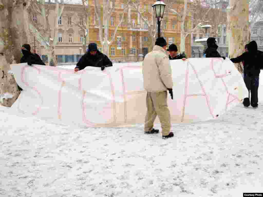 Zagreb - Demonstracije u znak protivljenja međunarodnom sporazumu o borbi protiv falsifikovanja ACTA, 11.02.2011. Foto: Građanska akcija