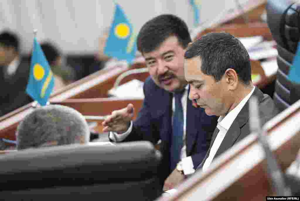 Бабанов в парламенте. Апрель 2016 года. 