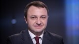Тарас Кремінь, Уповноважений із захисту державної мови, про Володимира Зеленського: «Ми не знайомі. Відповідно у нас не було зустрічей. Відповідно з Офісу президента мені ще ніхто не телефонував. Але я сподіваюся, що у нас така співпраця буде»