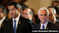 Голова парламенту Венесуели Хуан Гуайдо (л) і віце-президент США Майк Пенс, Богота, Колумбія, 25 лютого 2019 року