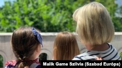 Nagymama végre újra az unokákkal