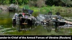 Покинута російська військова техніка при відступі армії РФ у Харківській області, 11 вересня 2022 року