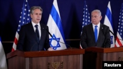 Premijer Izraela Benjamin Netanyahu (desno) i američki državni tajnik Antonyj Blinken, oktobar 2023.