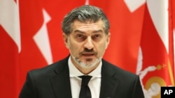 მიხეილ ყაველაშვილმა 29 დეკემბერსავე მოაწერა ხელი კანონებს.