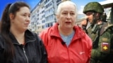 Фотоколлаж: Елена и Светлана Колесниченко, владелицы недвижимости в Крыму, их дом и военнослужащий армии РФ