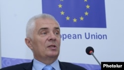Глава делегации Евросоюза в Армении посол Петр Свитальский (архив)