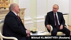 Vladimir Putin și Aleksandr Lukașenka la Kremlin, joi 22 aprilie, 2021. 