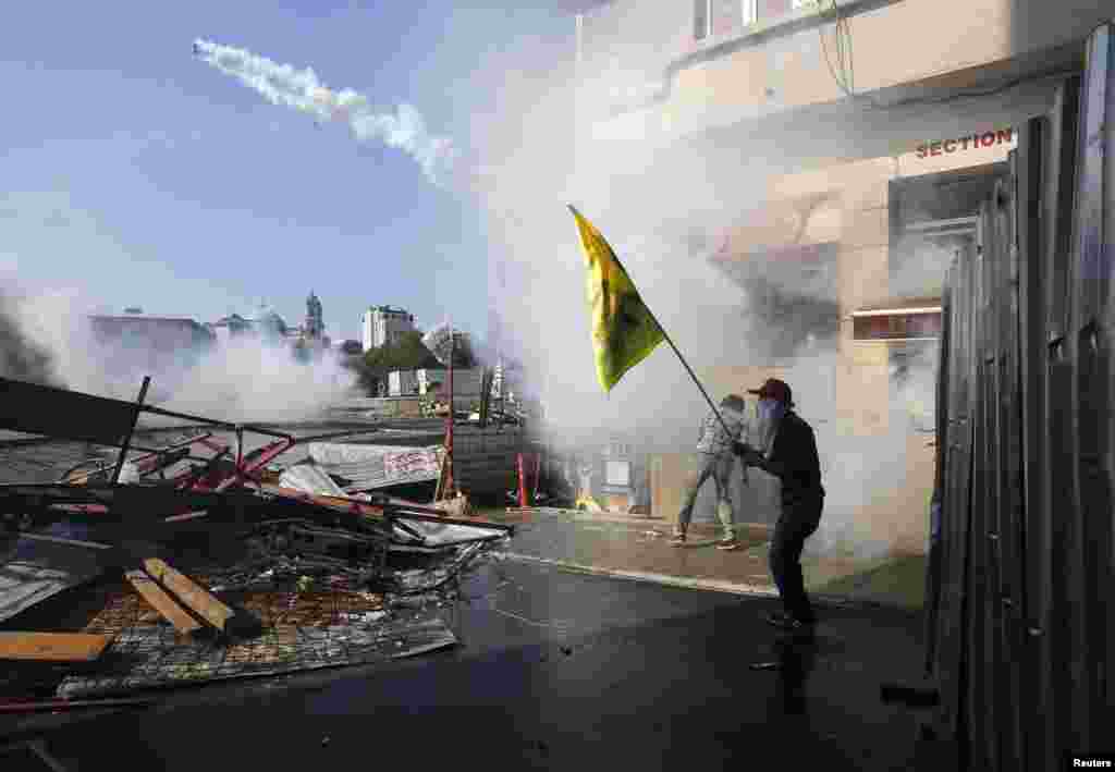 Trg Taksim, Iastanbul, 11. juni 2013. Foto: REUTERS / Yannis Behrakis