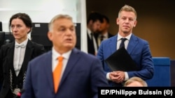 Orbán Viktor és Magyar Péter az Európai Parlament strasbourgi plenáris ülésén 2024. október 9-én