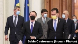 Desființarea Secției Speciale se află în programul de guvernare, dar și în acordul semnat în luna aprilie. Imagine cu liderii Coaliției după semnarea noului Acord de guvernare, aprilie 2021.