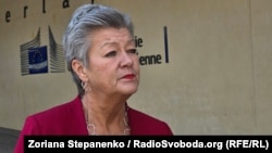 «Сподіваюся, угорці зможуть запевнити мене, що вони проведуть дуже ретельний контроль безпеки кожної особи» – Йоганссон