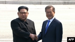 Istorijski susret u Demilitarizovanoj zoni (DMZ) na teritoriji Južne Koreje 27. april 2018.