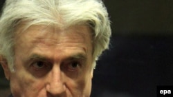 Нідерланди - Лідер боснійських сербів Радован Караджич в суді, в Міжнародному кримінальному трибуналі по колишній Югославії (МТКЮ) у Гаазі, 3 березня 2009 року.
