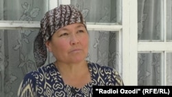 Зархол Мустонова рӯзи 7-уми сентябр дар суҳбат бо Озодӣ гуфта буд, ки дар марги келинаш даст надорад