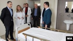 Архивска фотографија - Премиерот Никола Груевски и министерот за здравство Никола Тодоров.