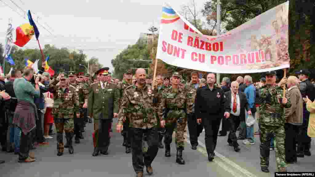 13 septembrie 2015. Protest organizat de Platforma civică "Demnitate şi Adevăr"