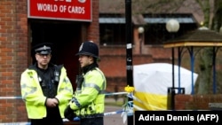 Britanska policija na mjestu napada otrovom na bivšeg ruskog špijuna i njegovu kćerku, Salisbury