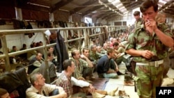 Arhivska fotografija, logor Manjača 1992. godine