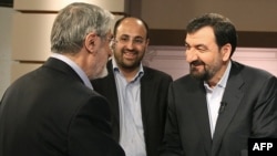 محسن رضایی (راست و میرحسین موسوی، دو نامزد انتخابات دهم