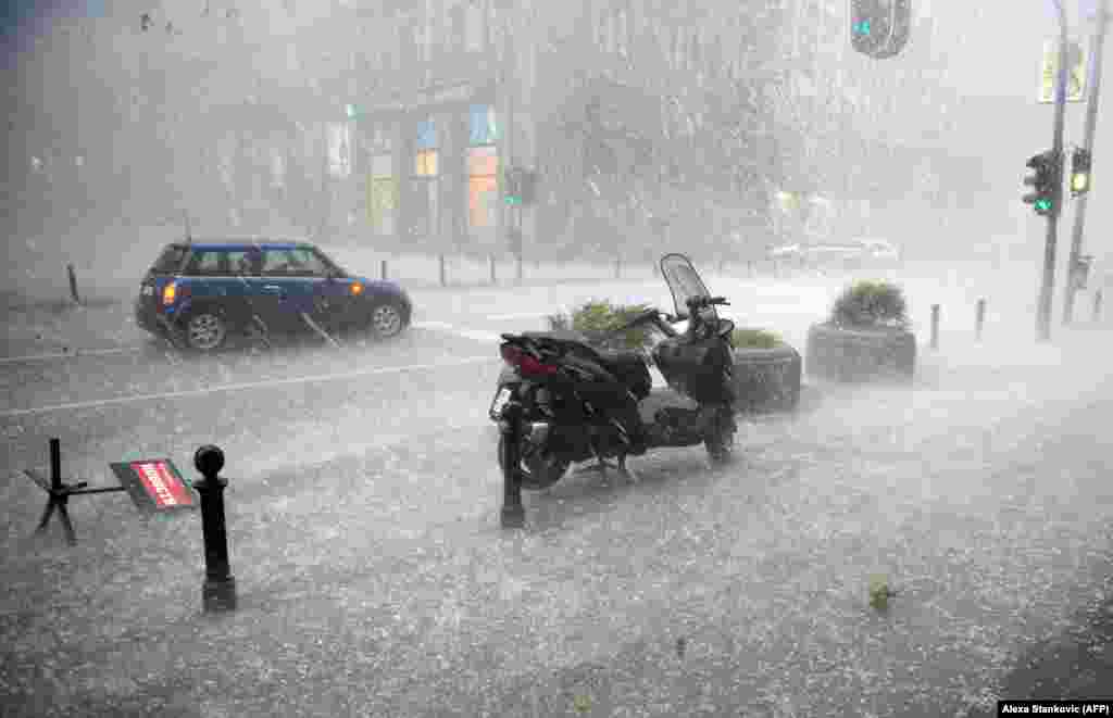 Белград во бура, 30 мај 2013.