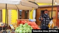 La piața din Edineț, mai 2020