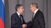 Američki državni sekretar Antony Blinken (lijevo) i ruski ministar vanjskih poslova Sergej Lavrov