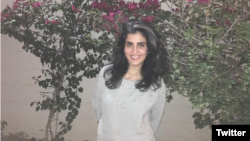 لُجَین الهَذلول، فعال حقوق زنان و از چهرههای منتقد سیاستهای عربستان، پس از آزادی از زندان