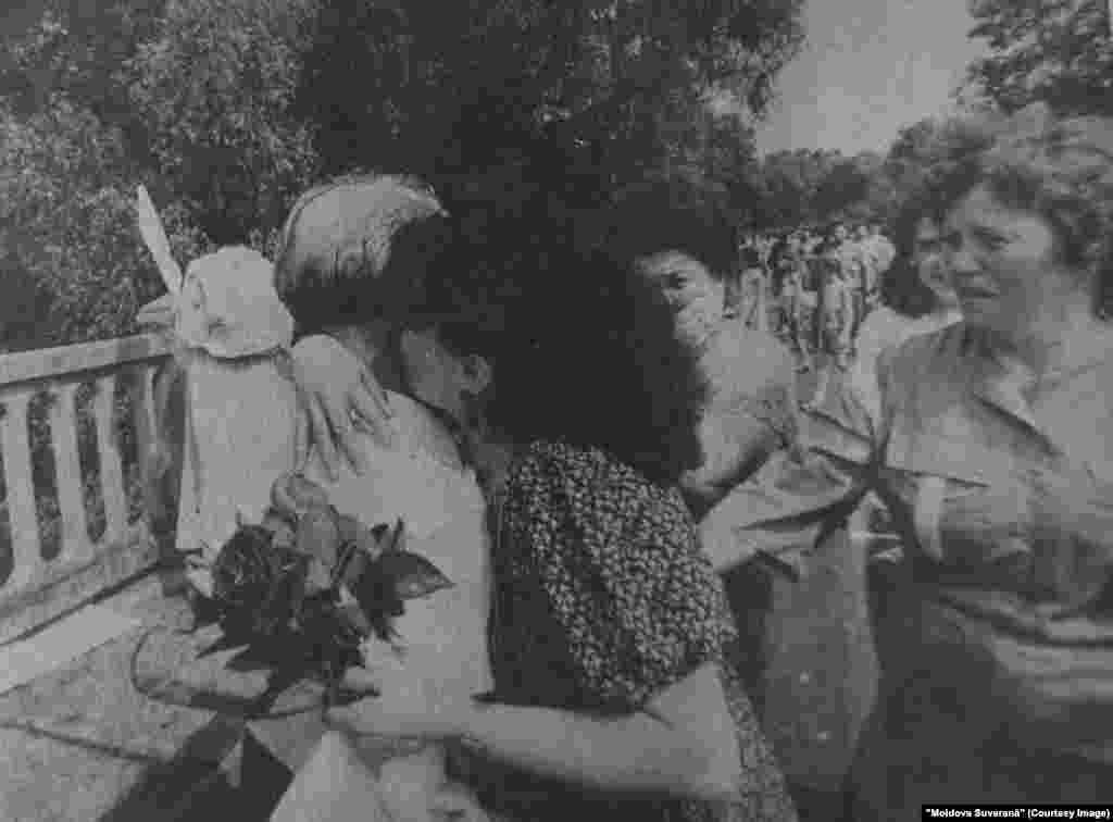 "Moldova Suverană", 18 iunie 1991, al doilea pod de flori