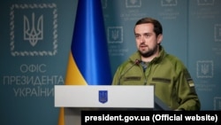 Кирило Тимошенко е подал молба за напускане на президентския кабинет