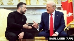Presidenti i SHBA-së, Donald Trump, priti presidentin e Ukrainës, Volodymyr Zelensky, në Shtëpinë e Bardhë, më 28 shkurt, 2025.