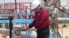 Сотрудник компании «Озенмунайгаз». Мангистауская область. Май 2008 года.