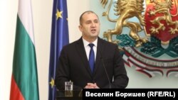 Румен Радев