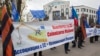 Молдова: Батыш менен Чыгышка кетчү жолдун тоомунда