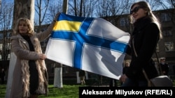 Випускний у Інституті Військово-морських сил у Одесі, молодих лейтенантів прийшли підтримати рідні, 30 березня 2017 року