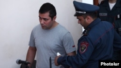 Ընդդիմադիր ակտիվիստ Գևորգ Սաֆարյանը դատարանում, արխիվ 