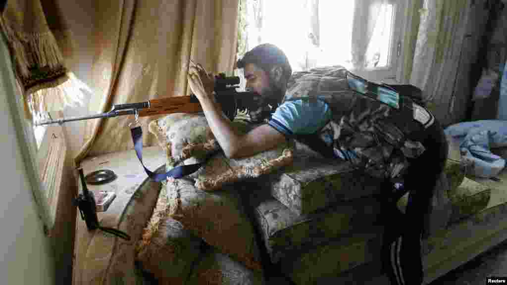 Sirija - Aleppo, 13. august 2012. Foto: Reuters / Goran Tomašević