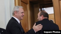 Președintele PSD îl bate pe umăr pe Tudorel Toader, ministrul lui de Justiție