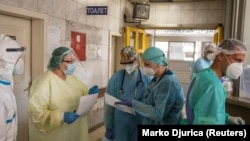 Medicinski radnici u Srbiji