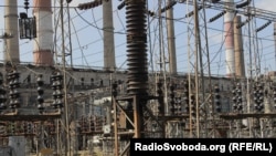 Луганська ТЕС у місті Щастя поблизу Луганська до 25 квітня постачала електроенергію по обидва боки лінії фронту