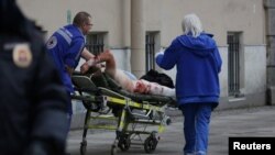 Росія: вибух у метро Санкт-Петербурга під час зустрічі Путіна з Лукашенком (фотогалерея)
