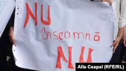 La un marș la Chișinău împotriva violenței în familie