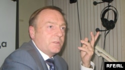 Олександр Лавринович у студії Радіо Свобода (вересень, 2009 р.)