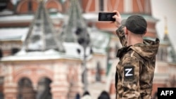 У британському оборонному відомстві зазначили, що втрати російського особового складу, які склали понад 860 000 вбитими і пораненими, підірвали якість російських збройних сил